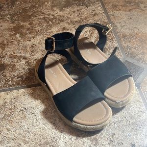 Sandals size 1